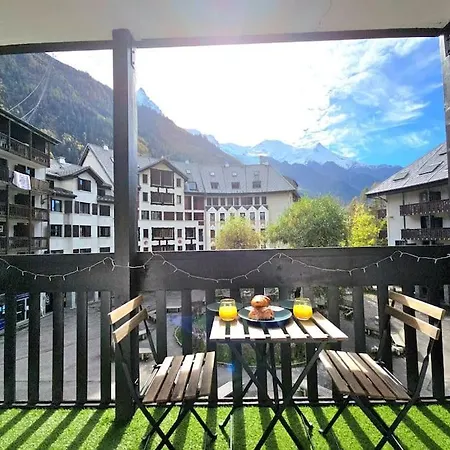 Avec Balcon Vue Montblanc Et Parking Gratuit Le Nid Daigle * シャモニー